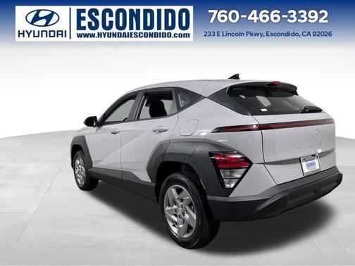 2026 Hyundai KONA SE