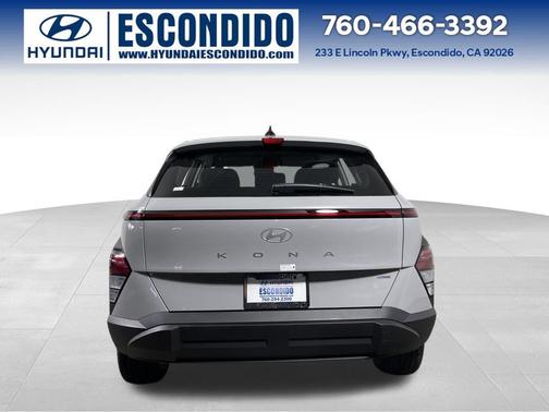 2026 Hyundai KONA SE