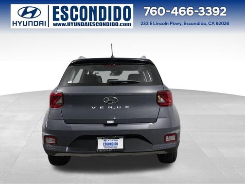 2026 Hyundai VENUE SEL w/Two-Tone Roof