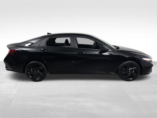 2026 Hyundai ELANTRA Sport