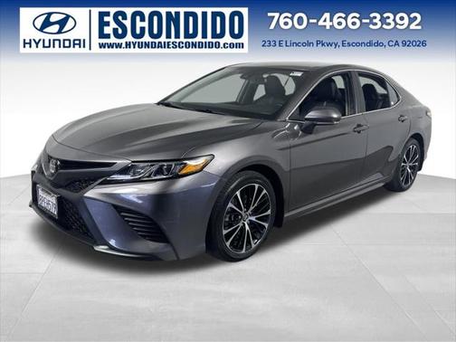 2020 Toyota Camry SE