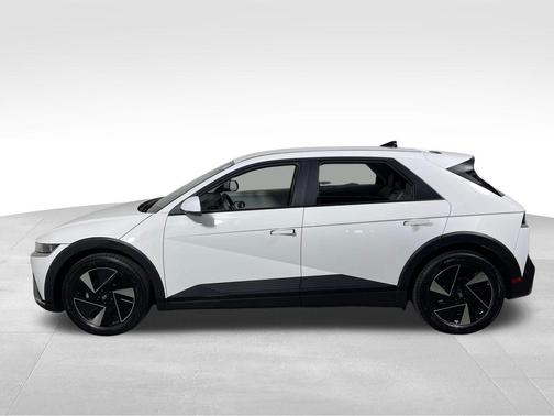 Atlas White 2026 Hyundai IONIQ 5 SEL