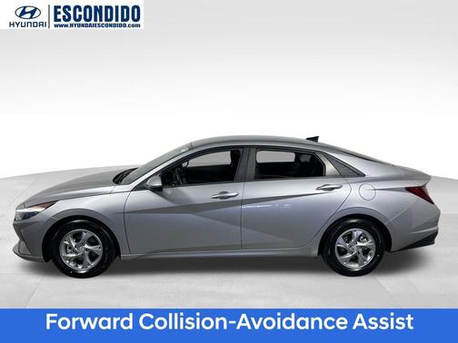 2023 Hyundai ELANTRA SE