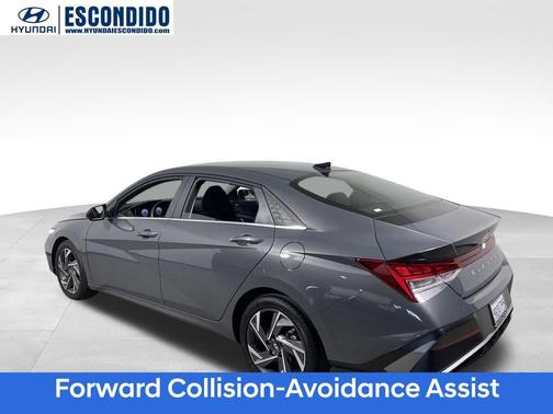 2025 Hyundai ELANTRA SEL