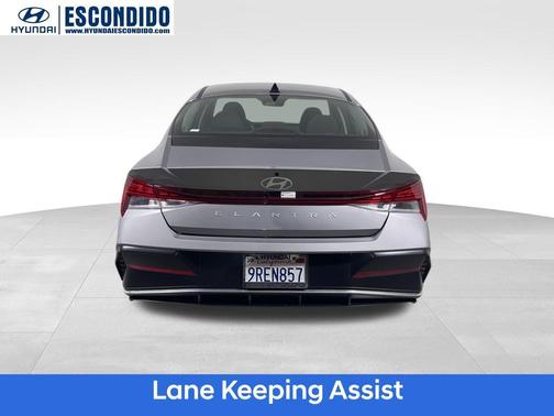 2025 Hyundai ELANTRA SEL