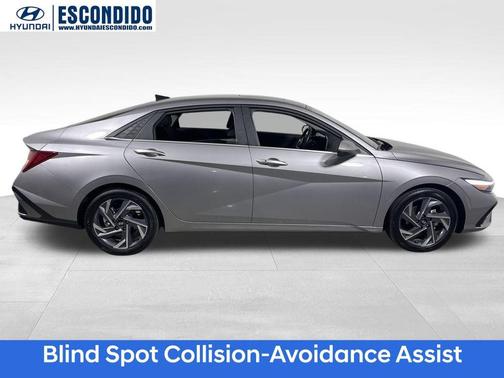 2025 Hyundai ELANTRA SEL