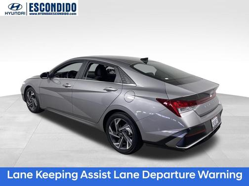 2025 Hyundai ELANTRA SEL