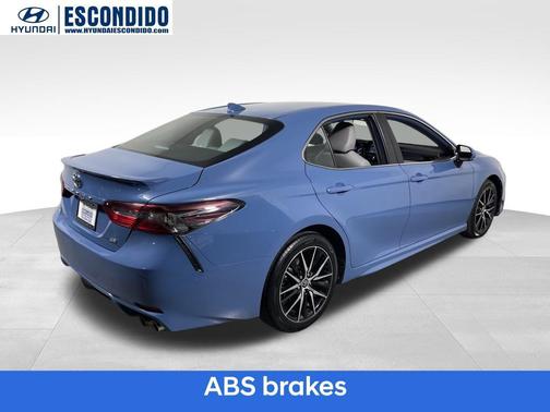 2023 Toyota Camry SE