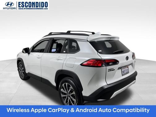 2024 Toyota Corolla Cross XLE