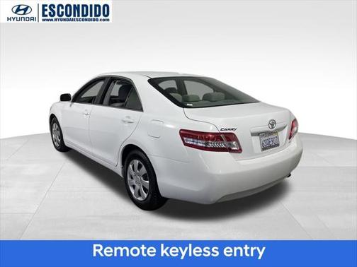 2011 Toyota Camry LE