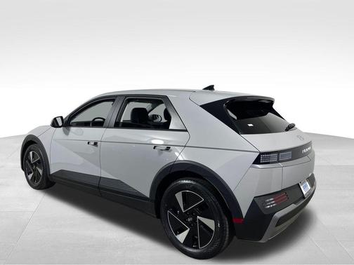 Cyber Gray 2026 Hyundai IONIQ 5 SEL