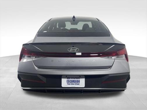 2025 Hyundai ELANTRA Sport
