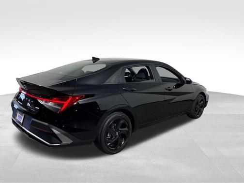 Abyss Black 2026 Hyundai ELANTRA HEV SEL Sport
