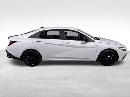 2026 Hyundai ELANTRA Sport