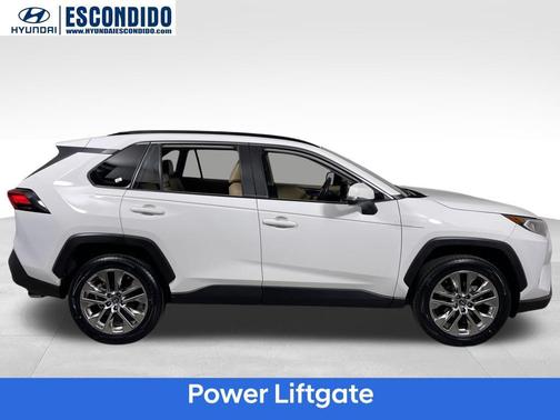 2020 Toyota RAV4 XLE Premium