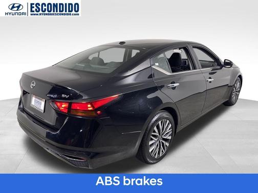 2023 Nissan Altima 2.5 SV