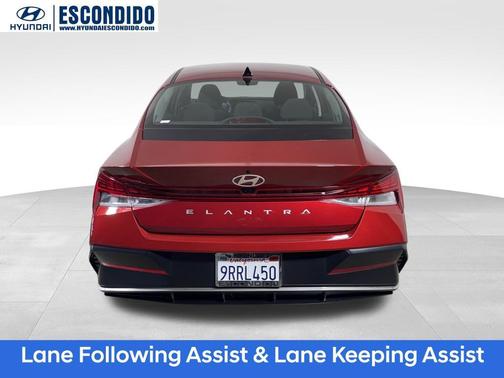 2025 Hyundai ELANTRA SEL