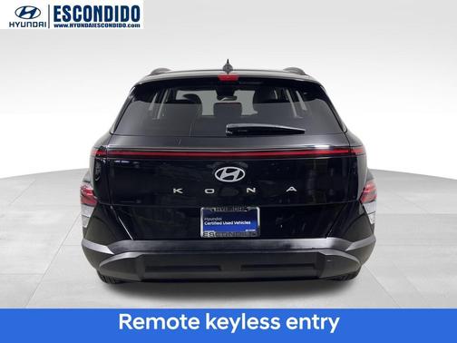 2025 Hyundai KONA SEL