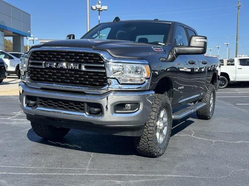 2024 RAM 2500 Big Horn Crew Cab 4x4 6'4' Box