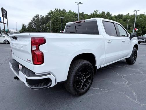 Summit White 2026 Chevrolet Silverado 1500 RST