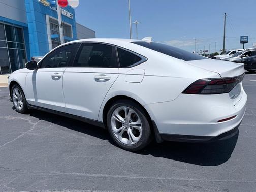 Platinum White Pearl 2023 Honda Accord LX 1.5T