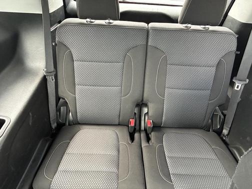 2023 GMC Acadia FWD SLE