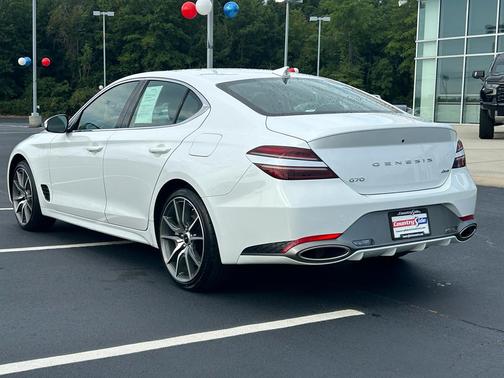 2024 Genesis G70 2.5T AWD