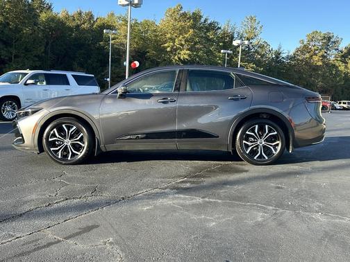 2023 Toyota Crown XLE