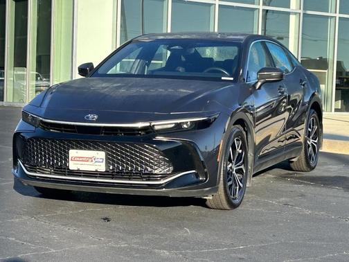 2023 Toyota Crown XLE