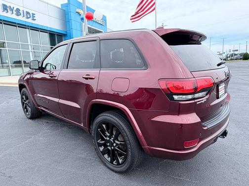 Velvet Red Pearlcoat 2019 Jeep Grand Cherokee Altitude