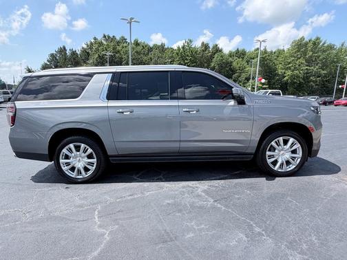 Satin Steel Metallic 2021 Chevrolet Suburban 4WD High Country