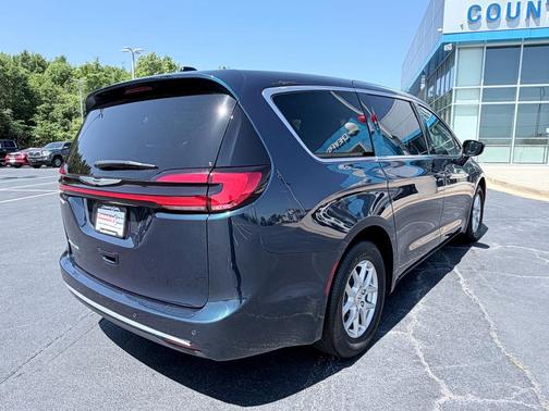 Fathom Blue Pearlcoat 2025 Chrysler Pacifica L