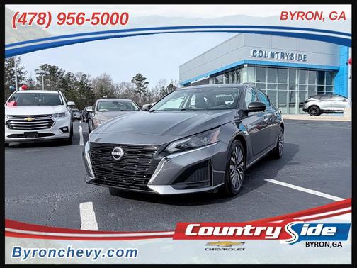 2025 Nissan Altima SV FWD