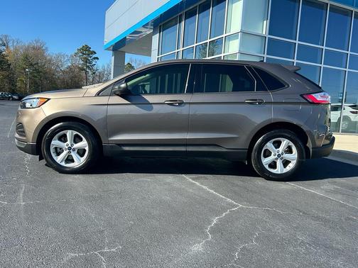 2019 Ford Edge SE