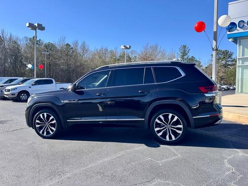 2022 Volkswagen Atlas 3.6L SEL Premium