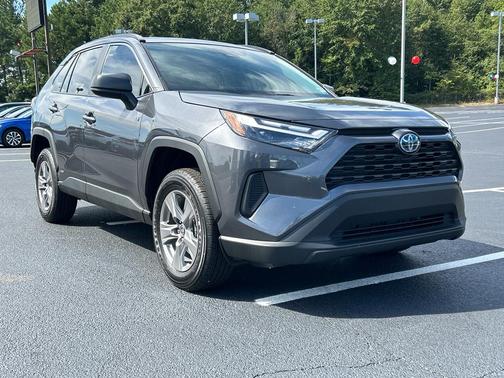 2024 Toyota RAV4 Hybrid SE