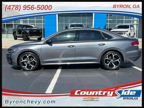 2022 Volkswagen Passat 2.0T R-Line