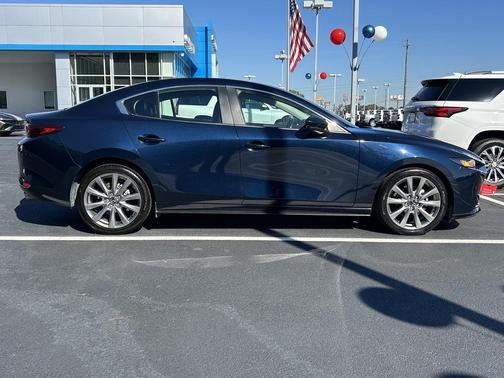 2024 Mazda Mazda3 FWD w/Preferred Package