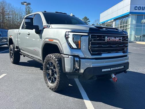 2024 GMC Sierra 2500 AT4