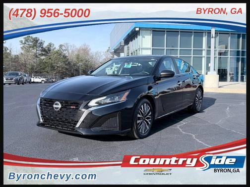 2025 Nissan Altima SV FWD