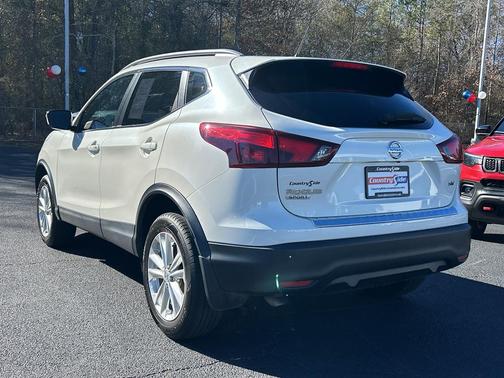 2018 Nissan Rogue Sport SV