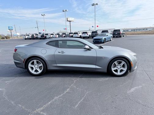 2019 Chevrolet Camaro 1LT