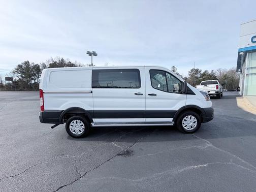 2024 Ford Transit-250 Base