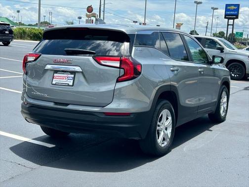 2024 GMC Terrain SLE