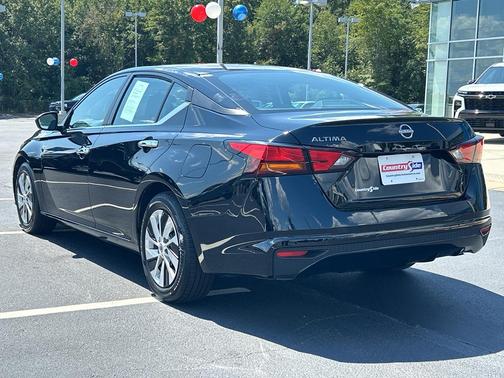 2024 Nissan Altima S FWD