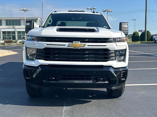 2026 Chevrolet Silverado 2500 Custom