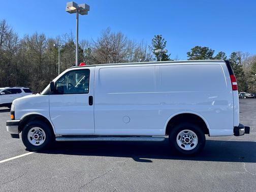 2024 GMC Savana 2500 Work Van