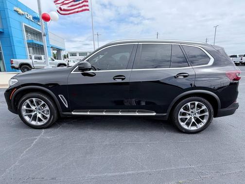 Alpine White 2023 BMW X5 sDrive40i