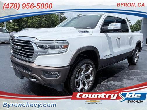 Ivory White Tri-Coat Pearlcoat 2022 RAM 1500 Longhorn