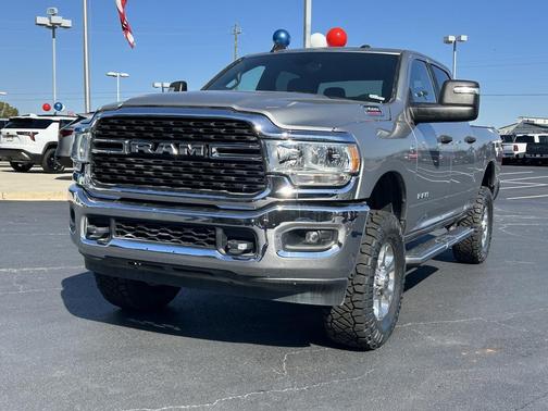 2024 RAM 2500 Big Horn Crew Cab 4x4 6'4' Box